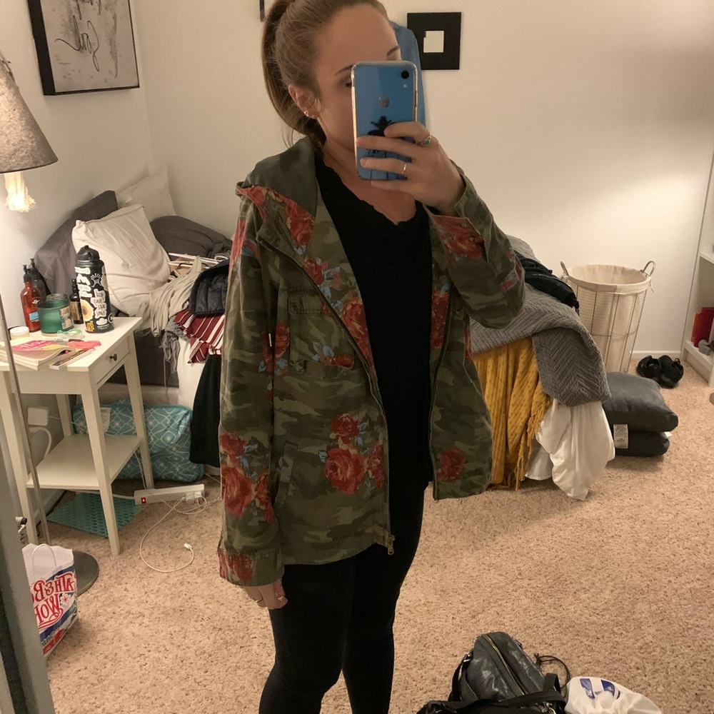 Rose & camo jacket!